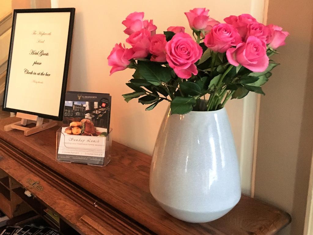 The Highworth Hotel Swindon Ngoại thất bức ảnh