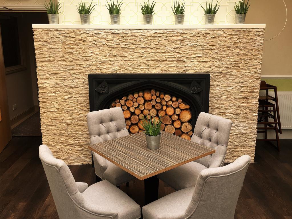 The Highworth Hotel Swindon Ngoại thất bức ảnh