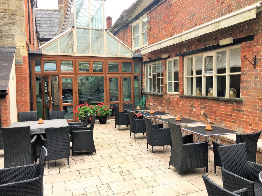 The Highworth Hotel Swindon Ngoại thất bức ảnh