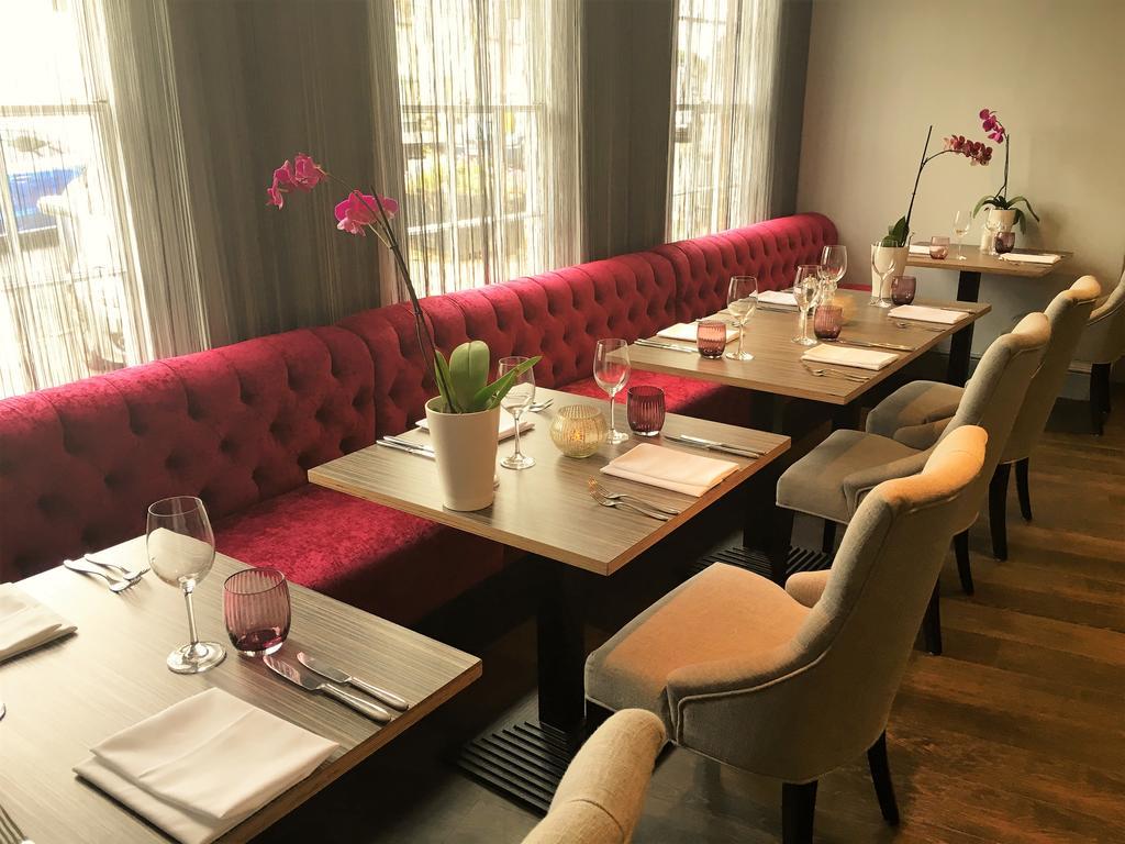 The Highworth Hotel Swindon Ngoại thất bức ảnh