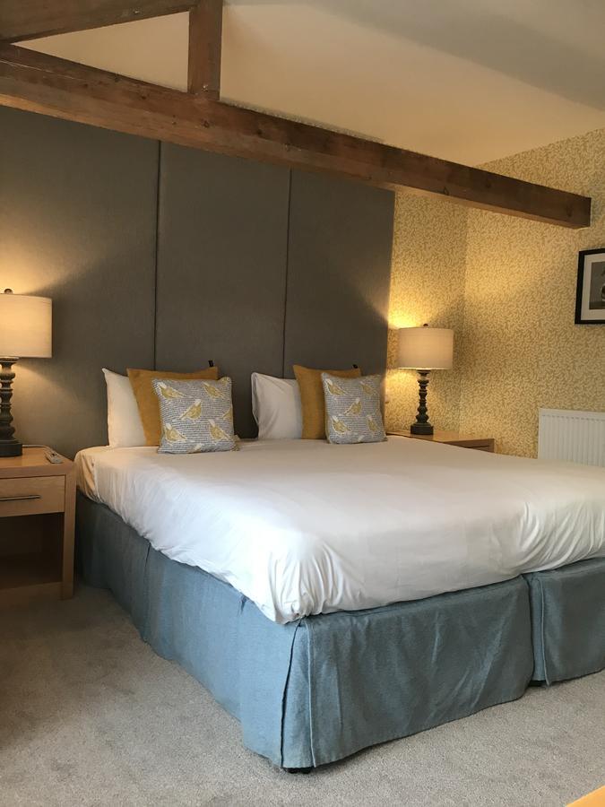 The Highworth Hotel Swindon Ngoại thất bức ảnh