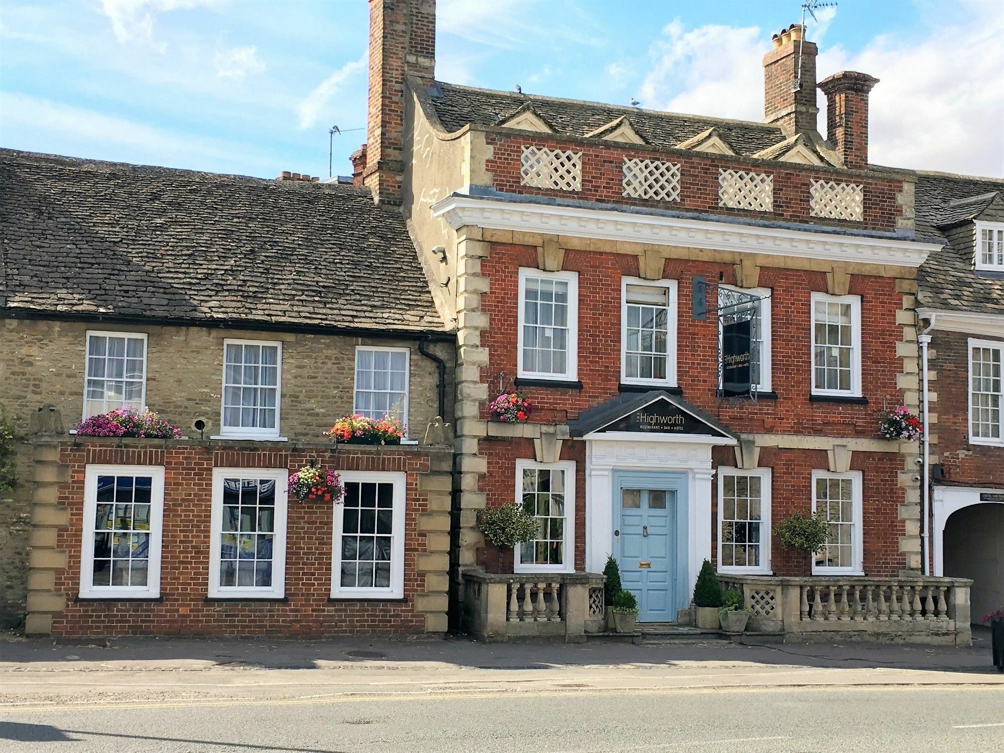 The Highworth Hotel Swindon Ngoại thất bức ảnh